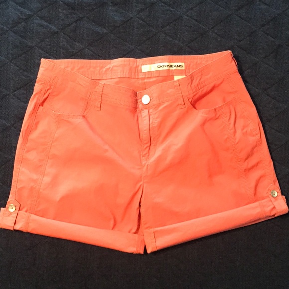DKNY Women's Shorts - Picture 4 of 6
